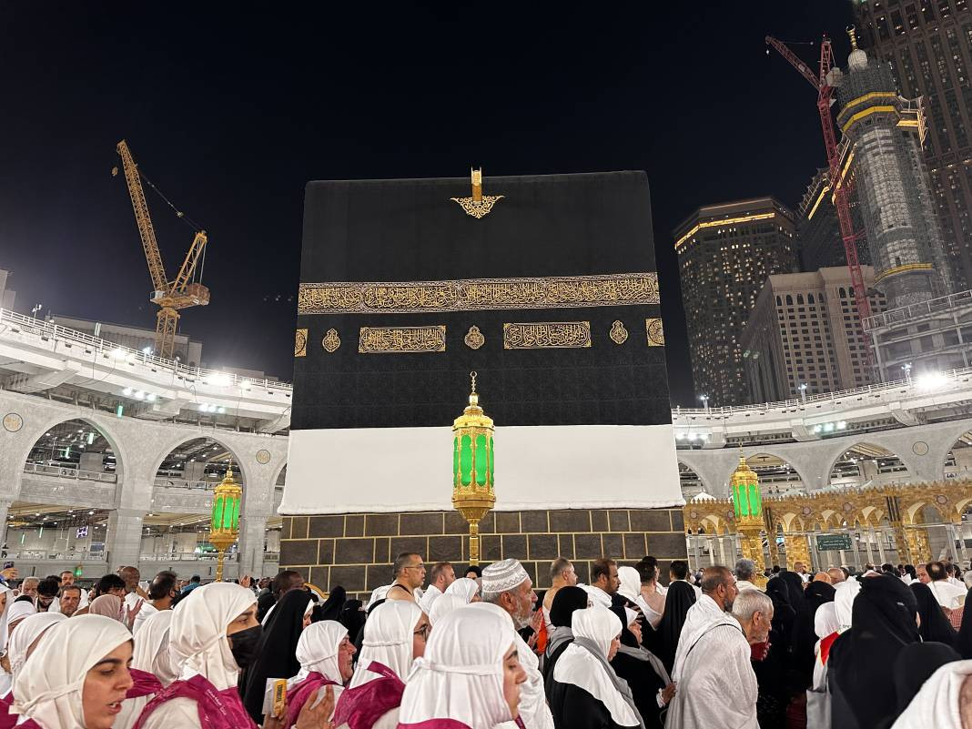 Kabe'nin örtüsü temizlendi - Resim: 17